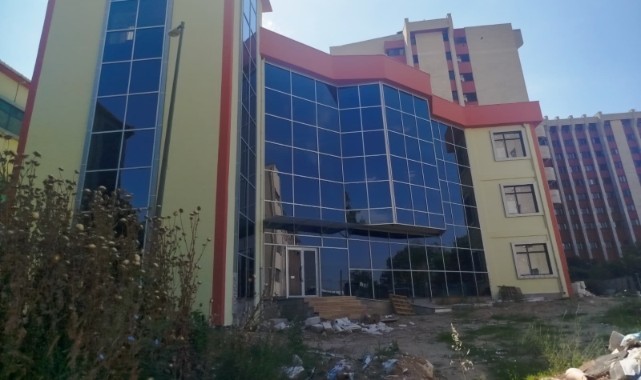 Balkan Onkoloji Hastanesi ek binasında belirsizlik sürüyor