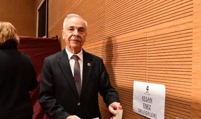 Başkan Özcan AK Parti Yolunda