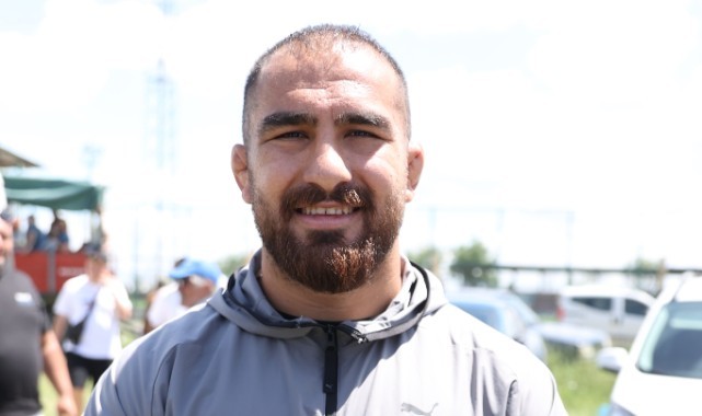 Başpehlivan Feyzullah Aktürk'ün Kırkpınar'da hedefi altın kemer
