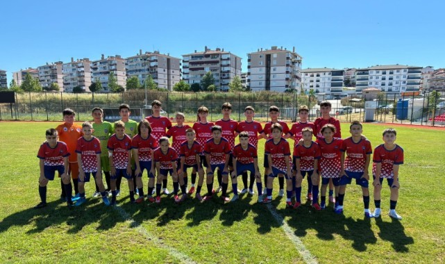 Edirne Birlikspor altyapısı yeni sezon öncesi güç topladı