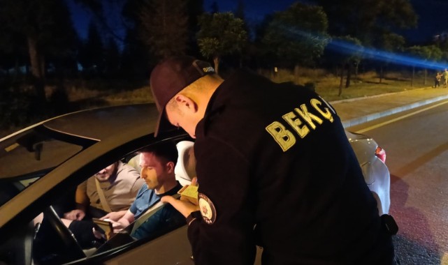 Edirne polisinden güvenlik ve trafik denetimi