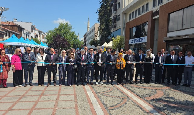El emeği ürünler sergilendi