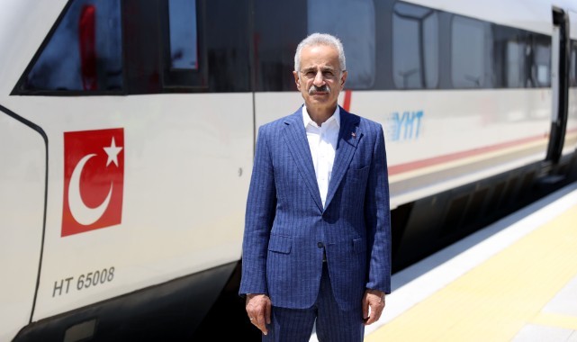 Halkalı-Kapıkule hattında sona doğru: Bakan Uraloğlu test sürüşüne katıldı