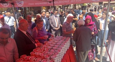 Muharrem ayı dolayısıyla bin kişilik aşure ikramı yapıldı