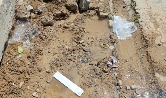 Nişancıpaşa’daki su patlağı 2 gündür tamir edilmeyi bekliyor