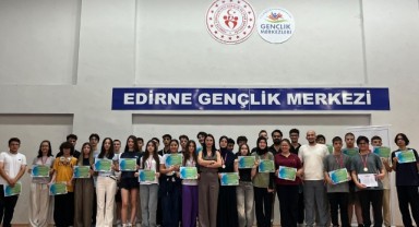 Öğrenciler geliştirdikleri projeleri sergiledi