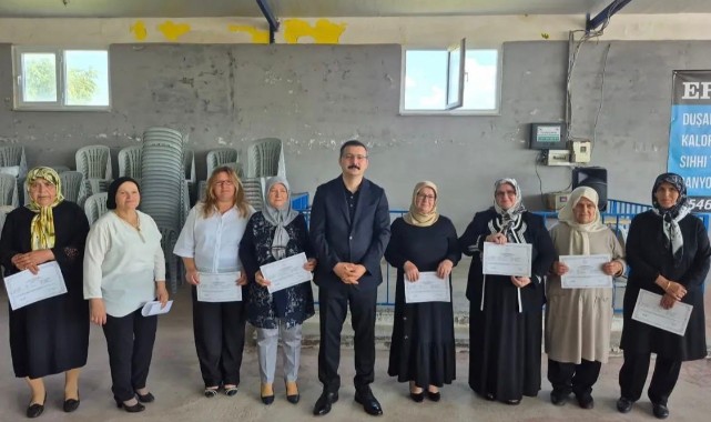 Sinanköy’de yıl sonu sergisi ilgi gördü