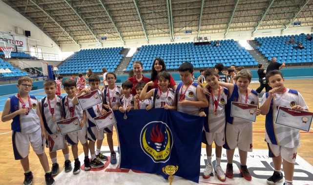 TED Edirne'den basketbolda muhteşem final