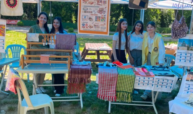 Tekstil sektörü ortaokul öğrencilerine anlatıldı