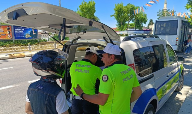 Trafik denetimleri hız kesmeden devam ediyor