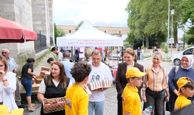 AK Parti Teşkilatı Edirne'de Gönüllere Dokundu
