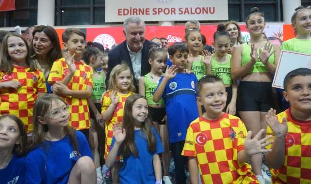 Bakan Bak, sporun birleştirici ve iyileştirici gücüne dikkat çekti