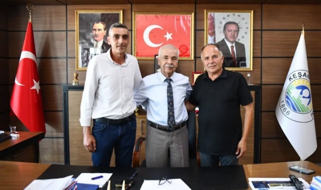 Belediye Başkanı Özcan'a ziyaret