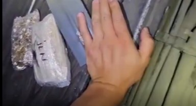 Gizli bölmedeki altınlar sınırı geçemedi