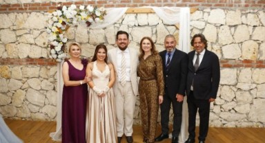 İba, Özdemir ve Seyyar ailelerinin mutluluğuna ortak oldu