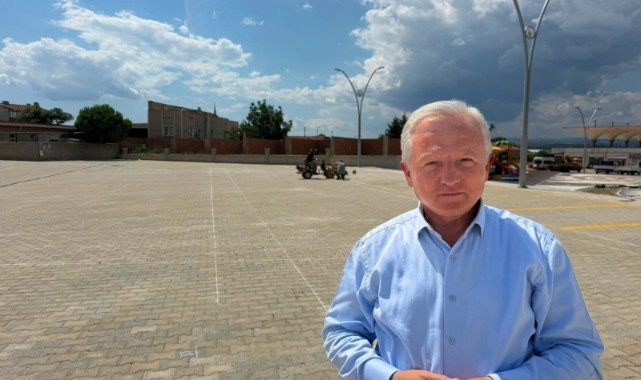 Kerman, yeni otopark için çalışmaların sürdüğünü açıkladı