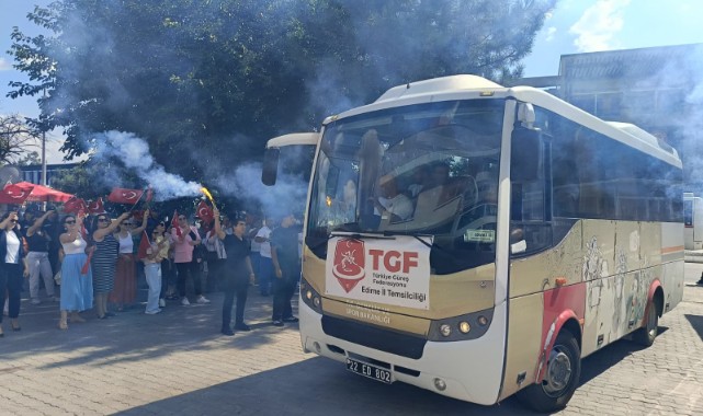 Minik Şampiyonlar Kahraman Gibi Karşılandı