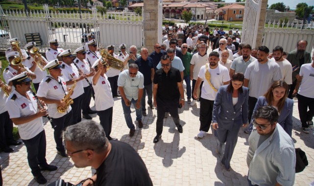Şampiyon başpehlivan protokol ziyaretini gerçekleştirdi