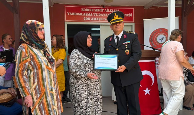 Şehit ailelerinin el emekleriyle hazırladığı ürünler sergilendi