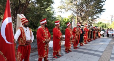 Vakıflar Genel Müdürlüğü'nden Mehteran Eşliğinde Sünnet Coşkusu