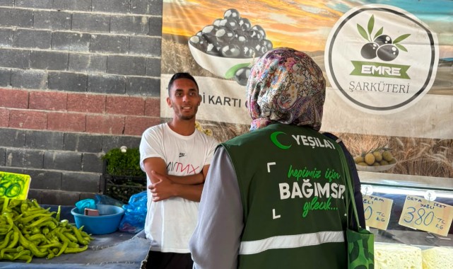 Yeşilay Gönüllüleri Esnafla Buluştu
