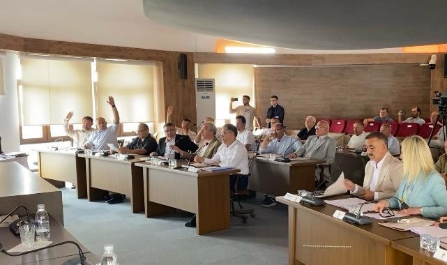 Belediye Meclisinde CHP ile Yeni Parti arasında görüş ayrılığı