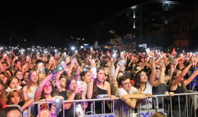 Edirne’de 30 Ağustos Coşkusu Göksel Konseriyle Taçlandı