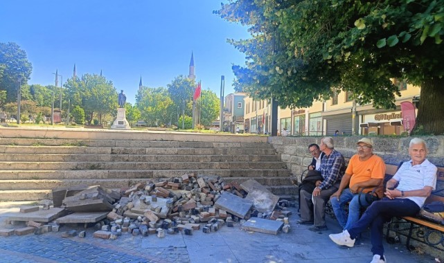 Edirne’nin Kalbinde Yarım Yamalak Çalışma