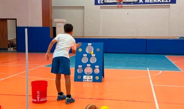 Gençler Yaz Tatilini GSB Etkinlikleriyle Değerlendiriyor
