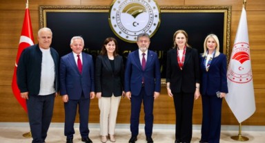İba’dan Ankara’da yoğun diplomasi: Bakan Yumaklı ve Şentop’a festival daveti