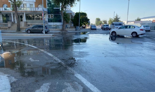 İstasyon Caddesi Sular Altında Kaldı