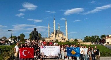 Kosovalı Gençler Edirne’nin Tarihi ve Kültürel Mirasını Tanıdı