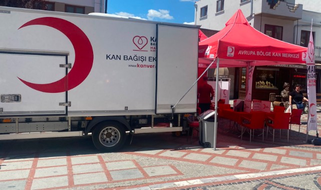 ‘Sağılığınız İçin Kan Verin’