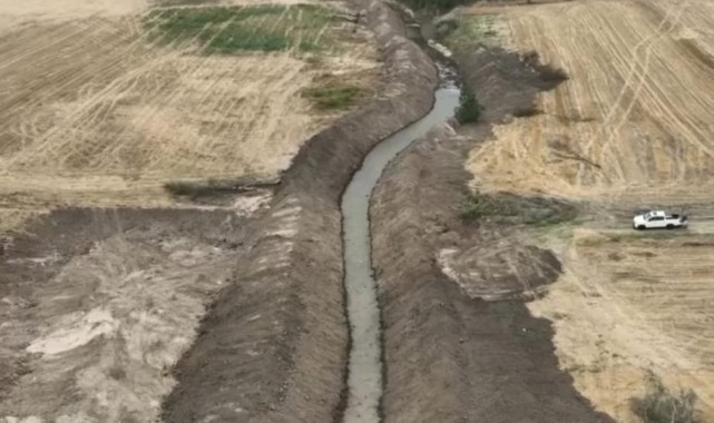 Taşlımüsellim Köyü’nde 1.250 Metrelik Dere Yatağının Yarısı Tamamlandı