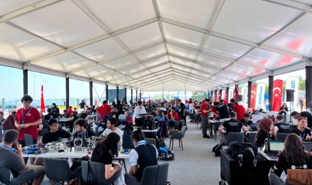 TEKNOFEST Mavi Vatan’da Gençlere Yönelik Çalışmaları Anlatıldı