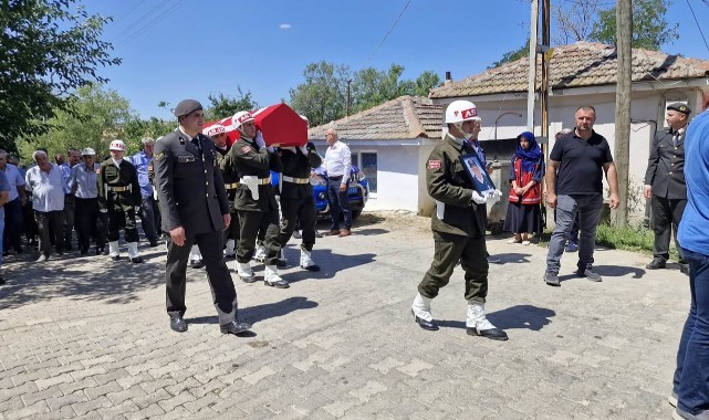 Uzunköprü, Kore Gazisi Tahsin Yılmaz'a Son Görevini Yaptı
