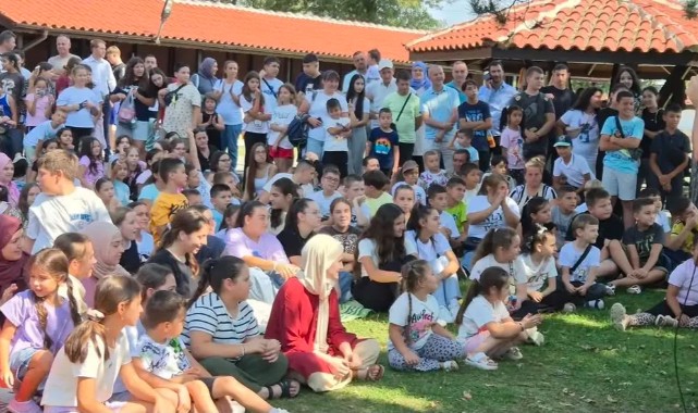 Yüzlerce Çocuk Oyun Ve Etkinliklerle Yaz Döneminin Yorgunluğunu Attı