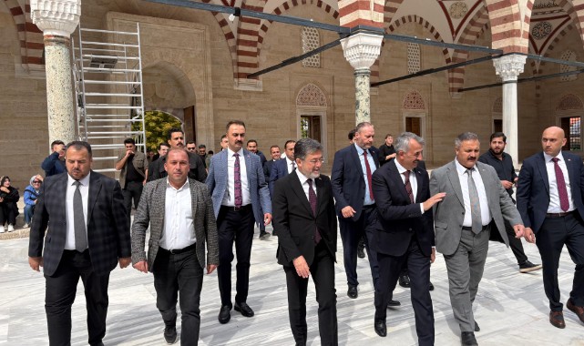 Bakan Yumaklı'dan Selimiye’de Cuma Buluşması