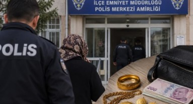 Evdeki Altınlar ve Paralar Kayboldu, Oğlunun Çaldığını İddia Etti
