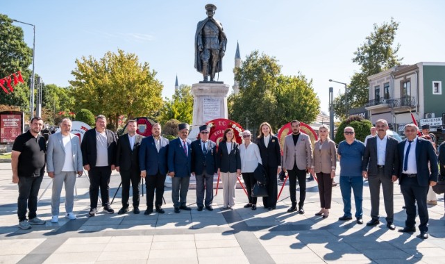 Gazilerden Gençlere Vatan ve Bayrak Emaneti