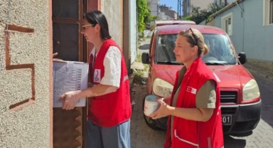 Gıda Kolileri Ailelere Ulaştırıldı