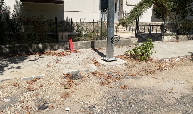 Mahalle Köstebek Yuvasına Döndü, Vatandaş Çileden Çıktı