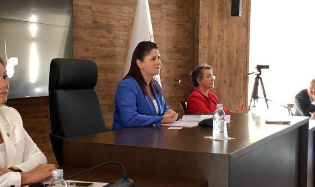 Mahalle Sakinleri Mağdur, Özgür Özel Mutlu
