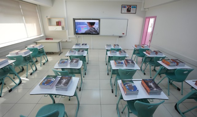 Milyonlarca Ücretsiz Ders Kitabı Okullara Ulaşıyor