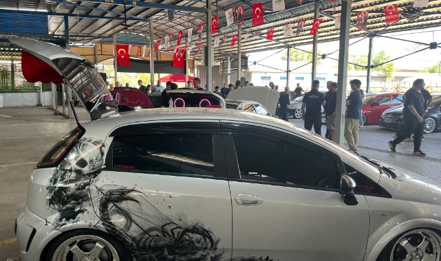 Modifiye Tutkunları Edirne'de Bir Araya Geldi
