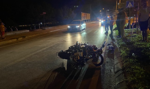 Motosikletler Çarpıştı: 3 Yaralı