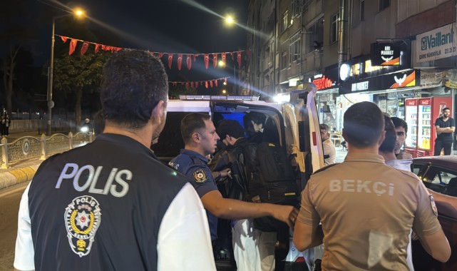 Polisin Operasyonuyla 10 Düzensiz Göçmen Yakalandı