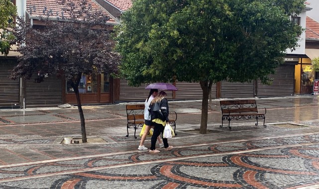 Sağanak Edirne’yi Etkisi Altına Aldı