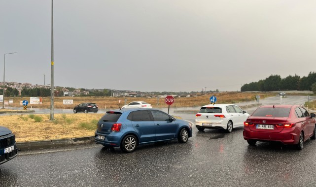Sazlıdere’de Trafik Düğümü: Bu Sorun Ne Zaman Çözülecek?