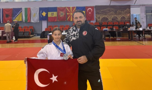 Alara Akbuz, Uzunköprü’yü Gururlandırdı!